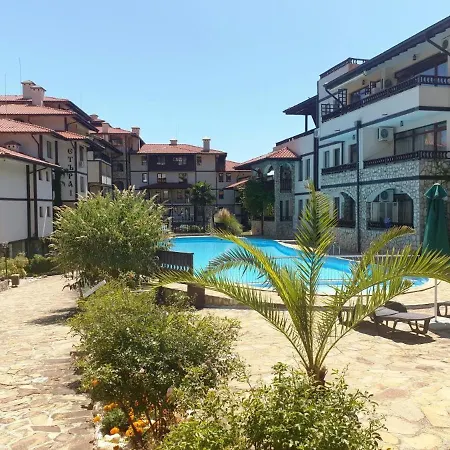 с фронтална гледка море Lägenhet *