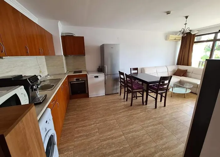 с фронтална гледка море